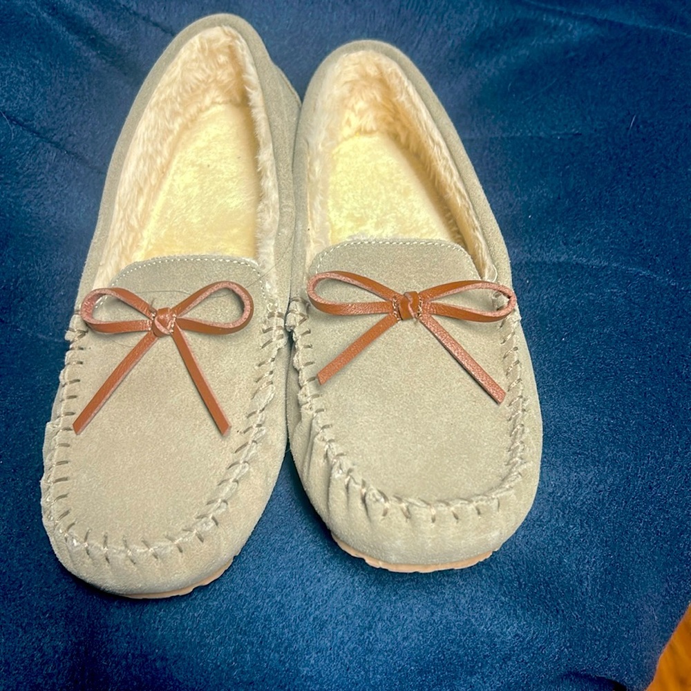 Comfy and soft slippers